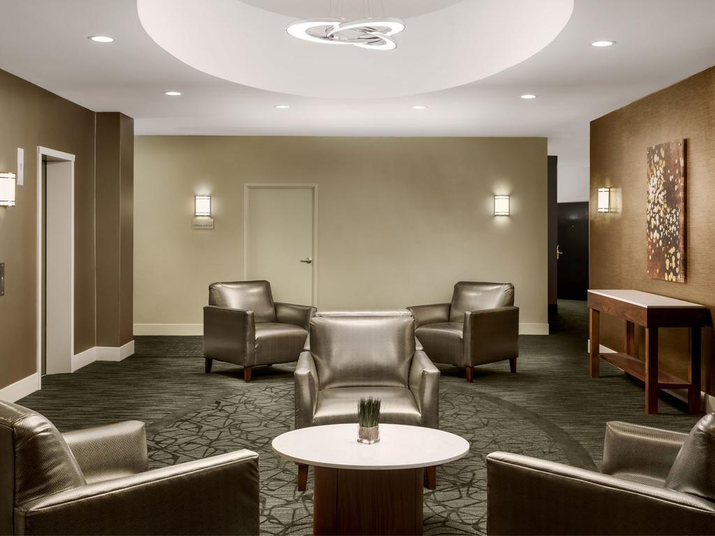Radisson Hotel Valley Forge King of Prussia Exterior photo